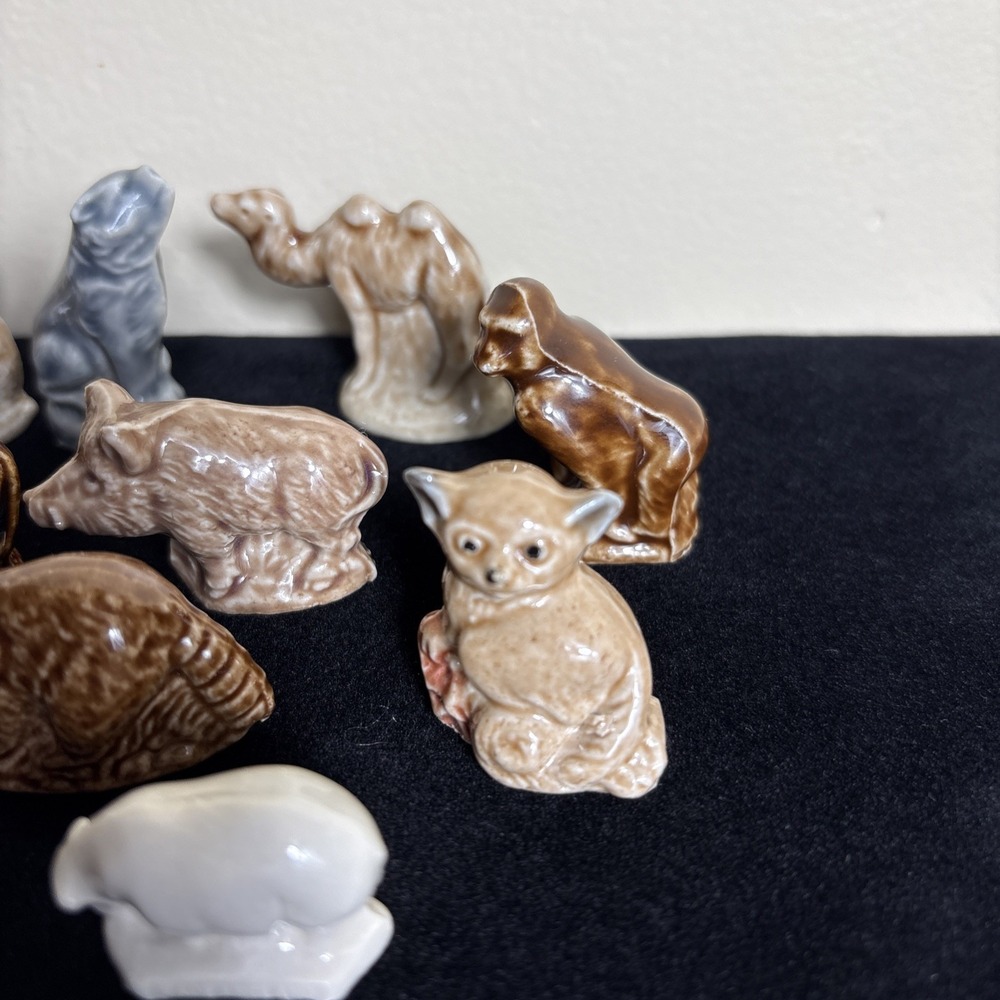 Vintage 14 Wade Whimsies Red Rose Tea Figures Animals Squirrel, Camel, Koala - Picture 4 of 10